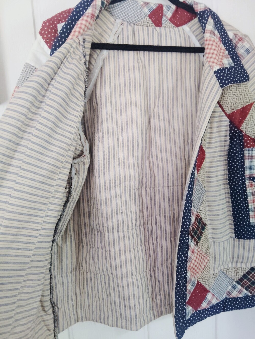 Handmade Quilted Patriotic Country Pattern Open Front Top. - Picture 7 of 7